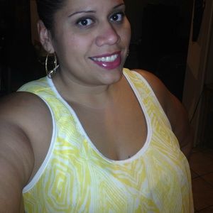 ASHLEY STEWART: Yellow & White blouse